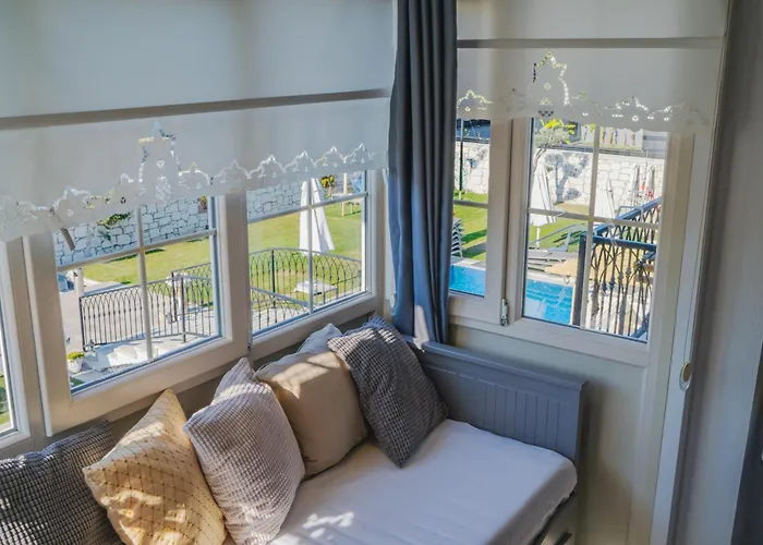 La Mira Suites Otel Alacati