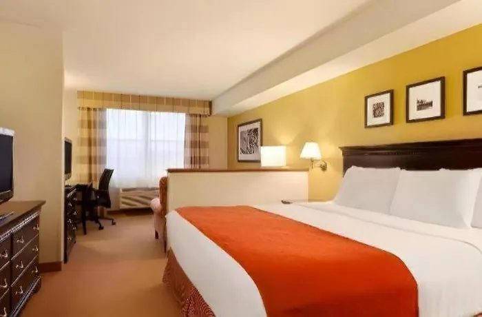 Country Inn & Suites By Radisson, Dundee, Mi