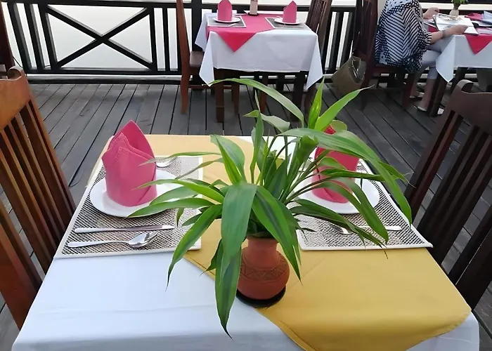 Pon Arena Hotel