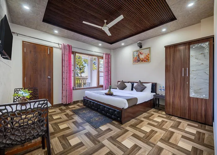 Treehouse Kasauli Operated By Splendid Hotels I Vacations I Family Groups & Events I Forest Treks I Memories I