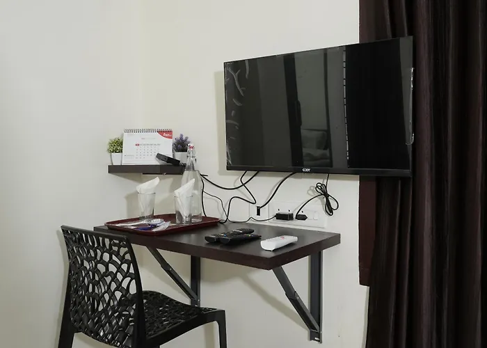 Nira Residency