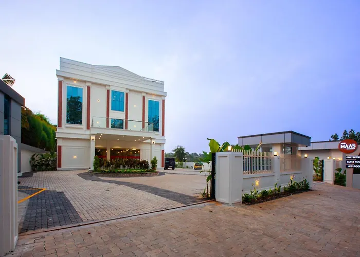 Hotel Maas Residency
