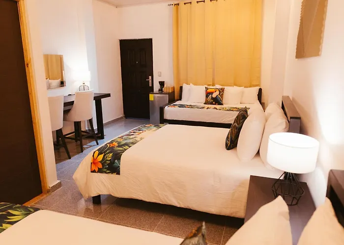 Hotel Plaza Los Tucanes