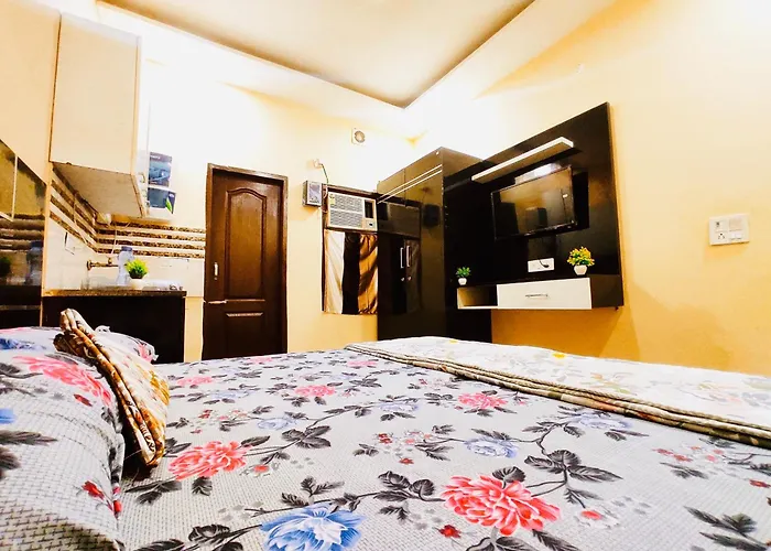 Hotel Crown Estate - Feel Comfort