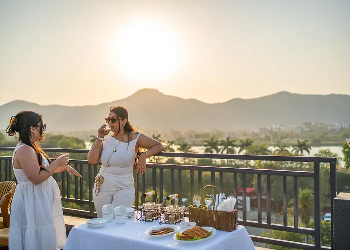 Perfectstayz Premium Udaipur By The Lake
