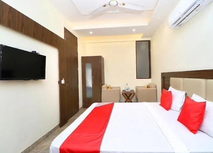 Jeevak Hotel