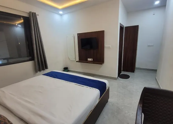 Hotel Akash Inn