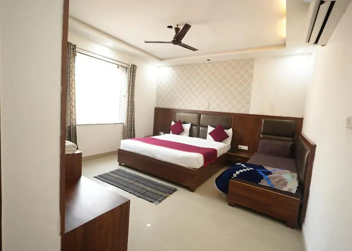 Hotel Akash Inn