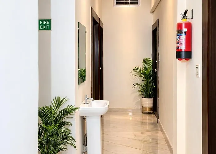 Hotel Ayodhya