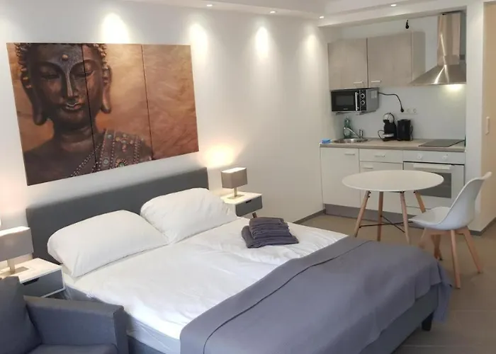 Check-Inn Hotel - Essen City 24-7H