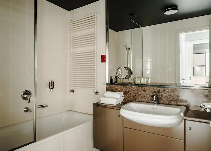 Adina Apartment Hotel Budapest
