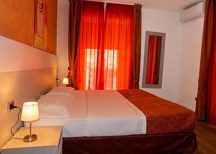 San Max Hotel