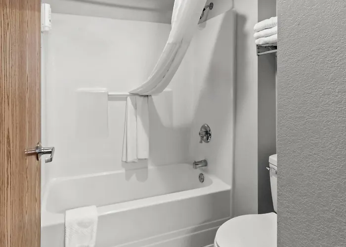 Quality Inn & Suites Cvg Airport