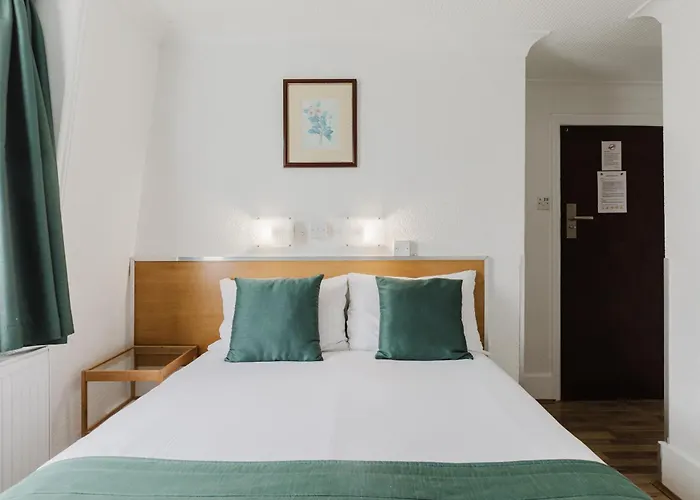 The Chapter Hotels - Falcon Hotel