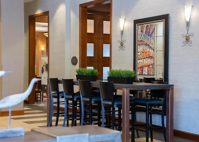 Doubletree By Hilton Bay City - Riverfront
