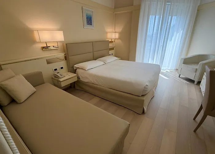 Hotel Bristol