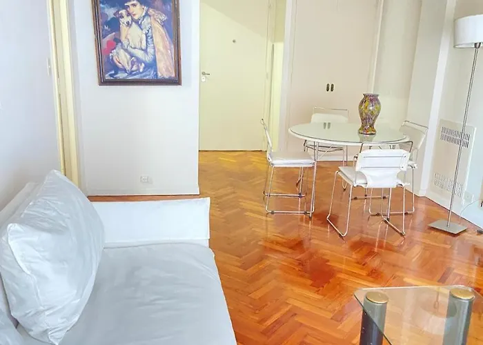 Leonardo Da Vinci Residence