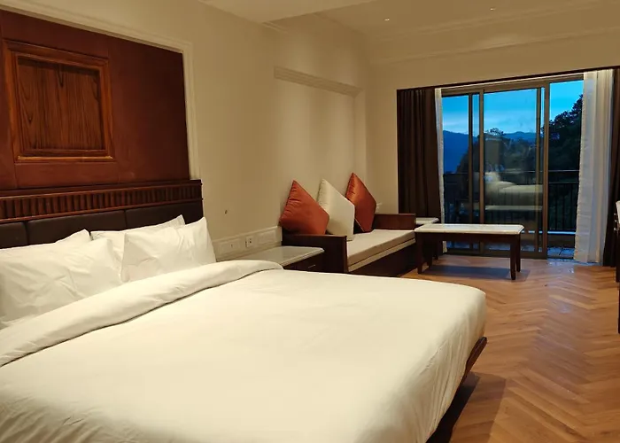 Hotel Vishnu Palace