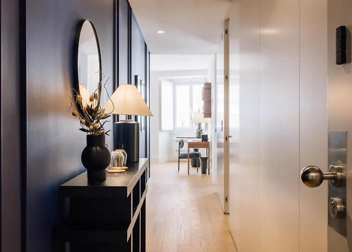 Ando Living - Abrantes 10 House