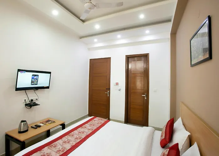 Glinzer Noida