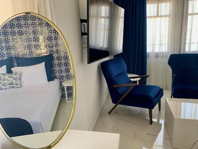 Blue Luxury Suites