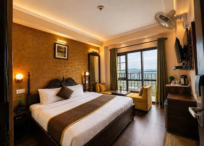 Hotel Aachman Regency With Rooftop Terrace
