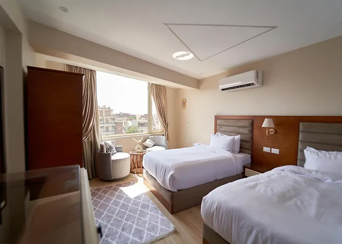 Prestige Pyramids Inn