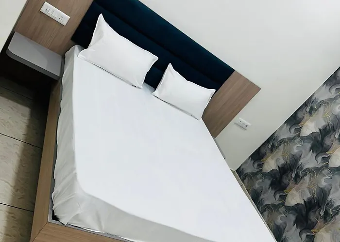 Hotel Loya Bti