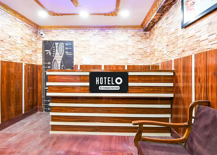 Super Hotel O Khandagiri Near Dn Regalia Mall