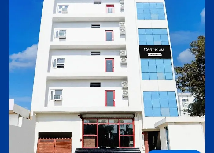 Super Oyo Townhouse Balua Road Pahadiya
