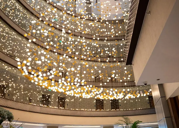 Peninsula Worth Hotel