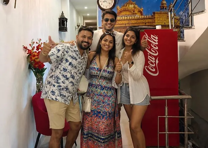 Paradise Stays 200 Meters From Golden Temple