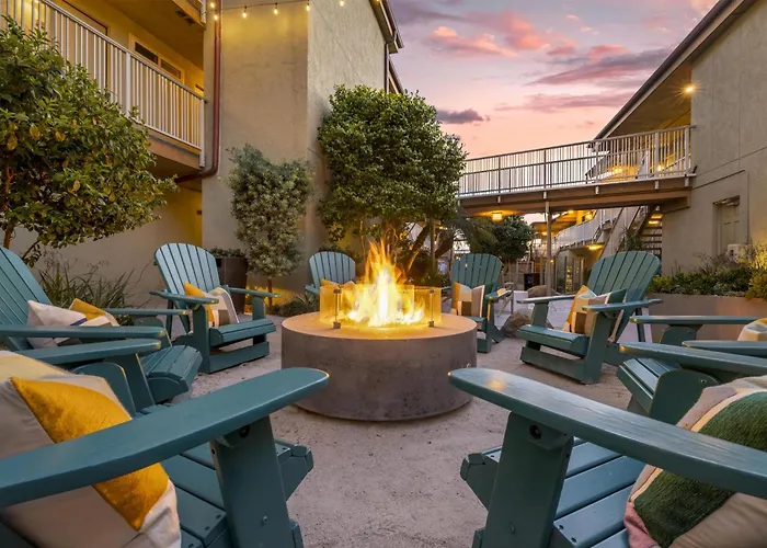 Best Western Plus Beach View Lodge