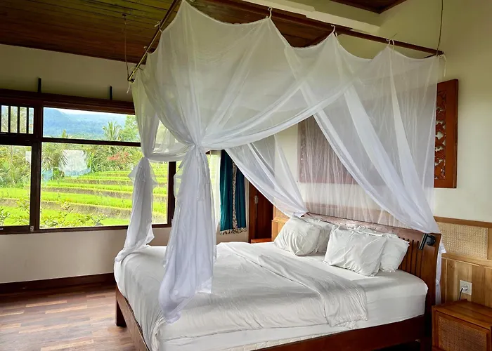 Lesong Hotel And Restaurant