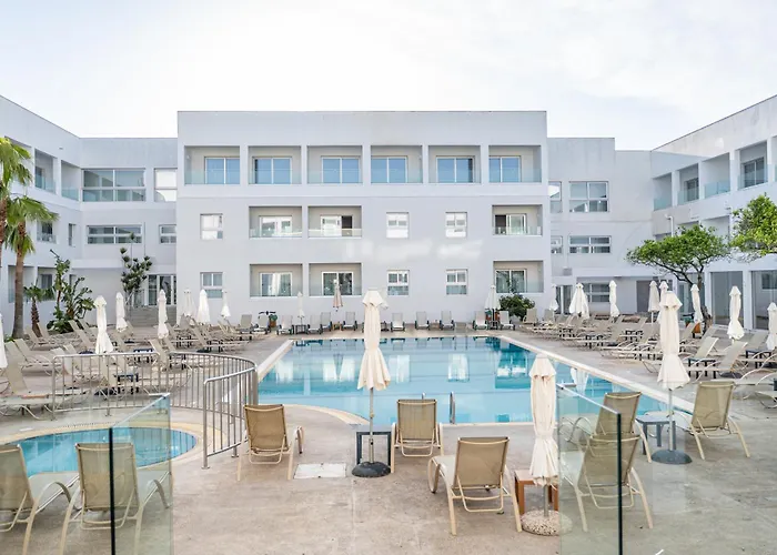 Anthea Hotel Apartments