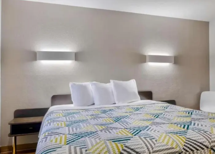 Motel 6 Little Rock AR South