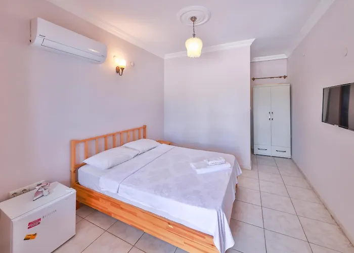 Burc Hotel