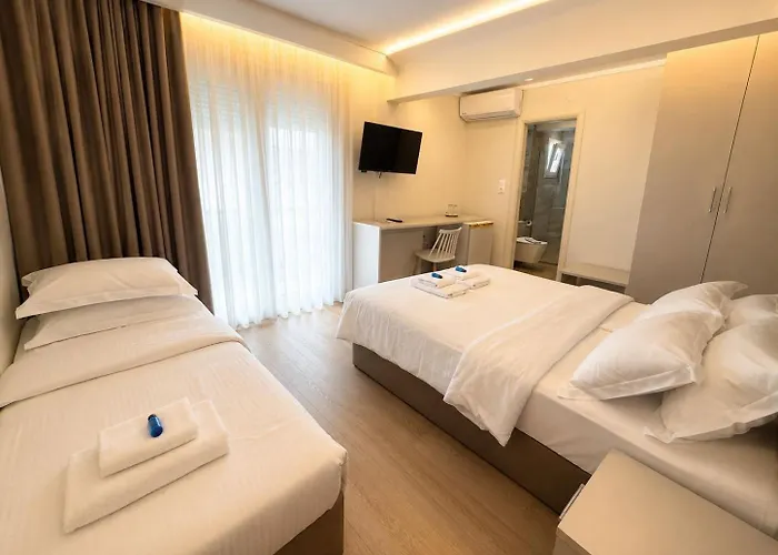 Hotel Avra