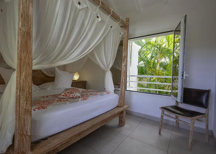 Majesty Palm Hotel