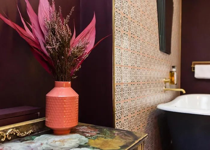 Skeldale House 'All Creatures Great & Small' Luxury Apartments & Studios In Askrigg, Yorkshire Dales