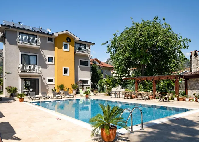 West House Exclusive Hotel