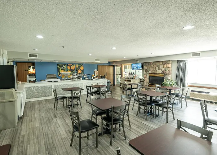 Dunes Express Inn And Suites