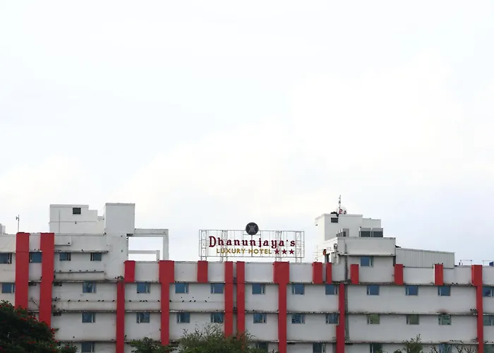 Dhanunjayas Luxury Hotel