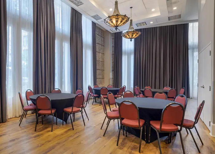 Best Western Plus St. Christopher Hotel