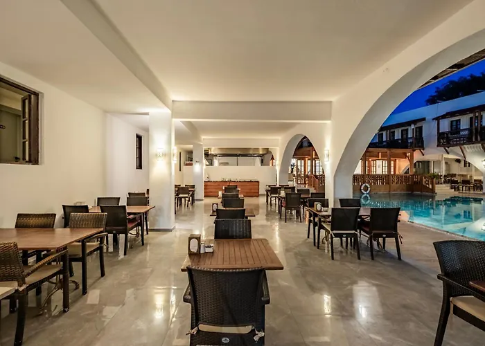 Costa Bitezhan Beach Hotel