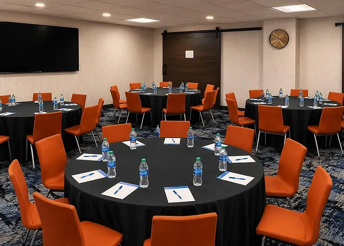 Holiday Inn Express Wixom By Ihg