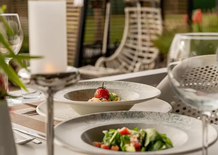 La Benata Beach Hotel