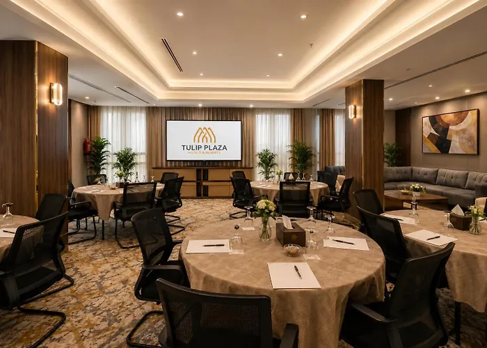 Tulip Plaza - By Le Park Concord