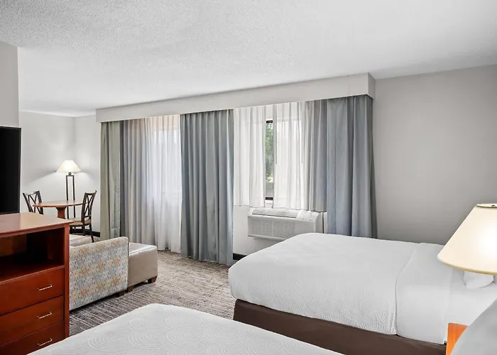 Country Inn & Suites By Radisson, Muskegon, Mi