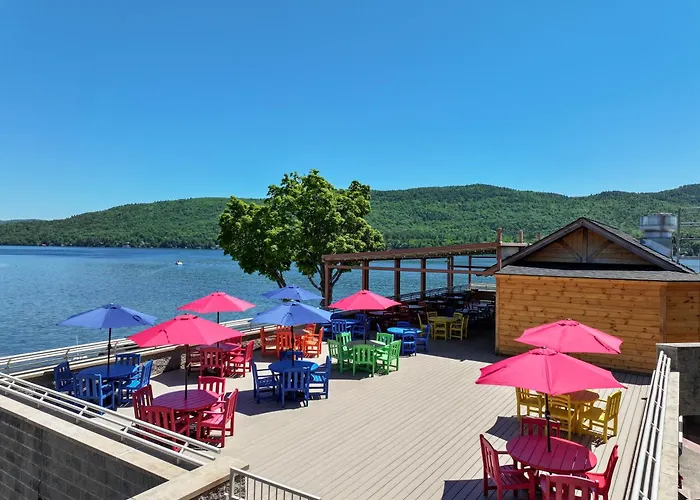 Surfside On The Lake